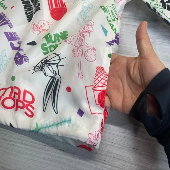 Space Jam: A New Legacy Looney Tunes White 1/4 Zip Collar Windbreaker Size Large - Picture 7 of 11